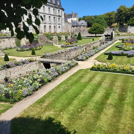 Holiday home De La Muse Centre - Jardin Serent